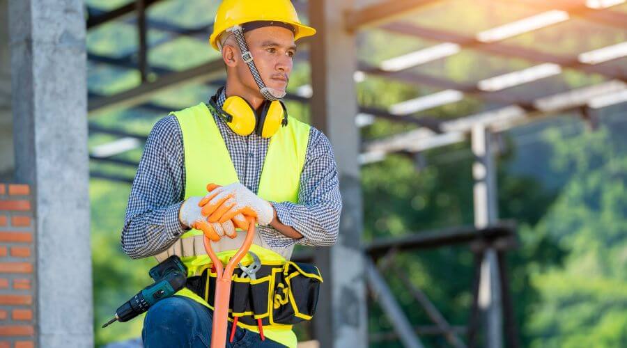 Professional roof repair services in Miami